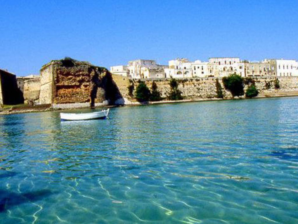 Idrusa Otranto Buitenkant foto