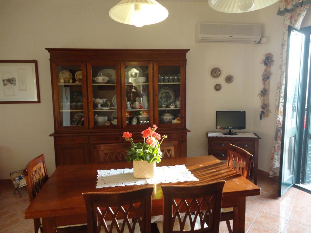 Idrusa Otranto Buitenkant foto