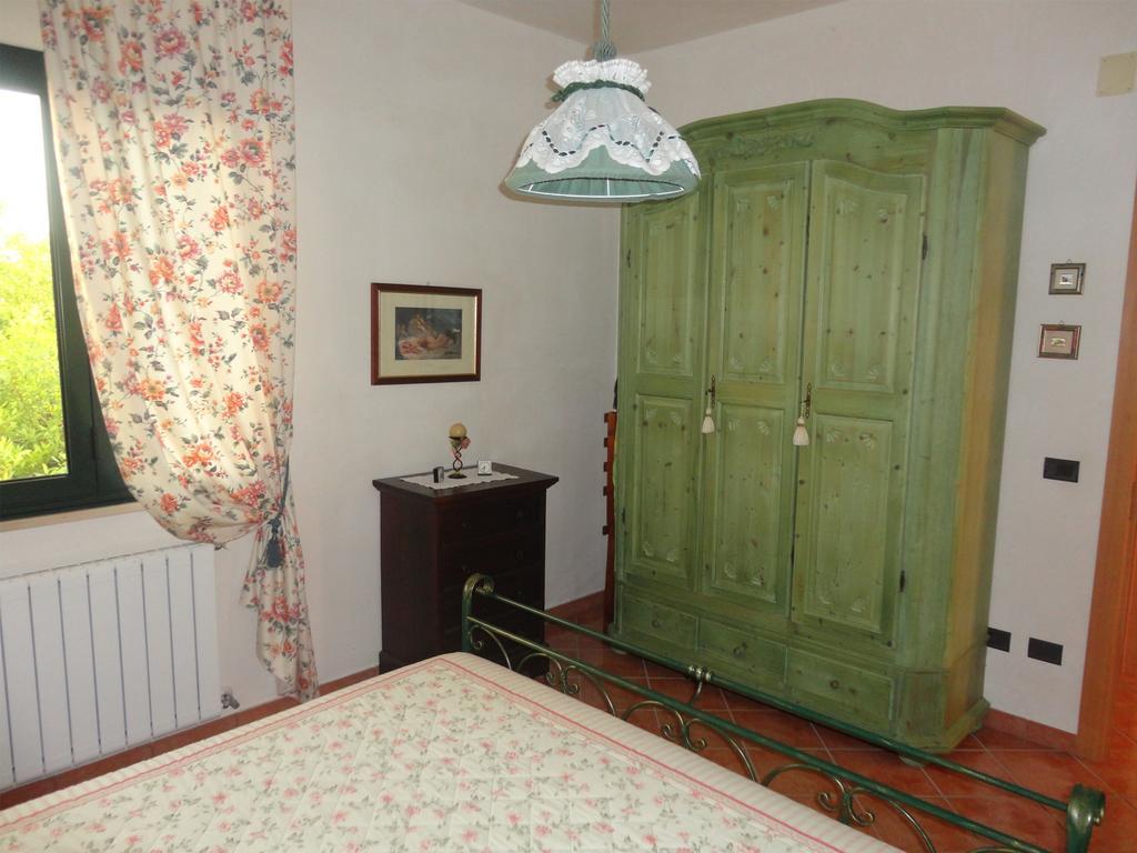 Idrusa Otranto Buitenkant foto